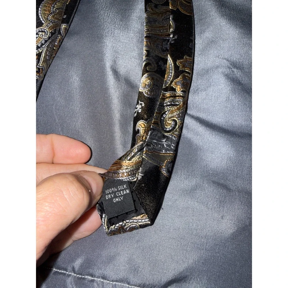 Pierre Cardin Mens Silk Necktie Black Gold Silver Paisley Classic Formal Tie